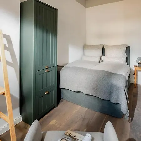 Alexander Roald Amundsen *